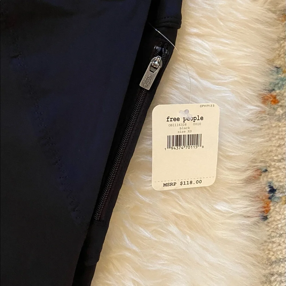 ***SALE***🏃🏼‍♀️Free People Born To Run Leggings - Picture 7 of 7